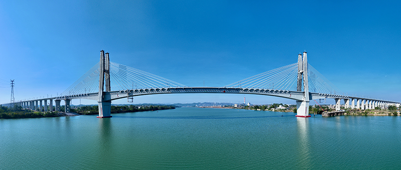 1.3：六景郁江特大橋（大圖1）.jpg