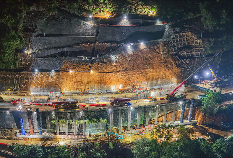 24小時不間斷施工.jpg