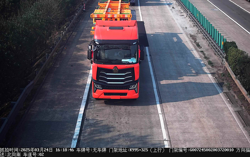 圖為臨時牌照貨車利用OBU設備“跑長買短”.jpg